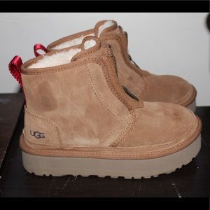 UGG® Neumel Platform Zip Suede Booties size 7